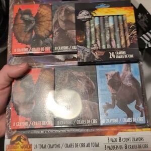 Jurassic Park Dinosaur Themed Crayon Set - Multicolor